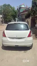 Maruti Suzuki Swift 2017 Diesel 95000 Km Driven