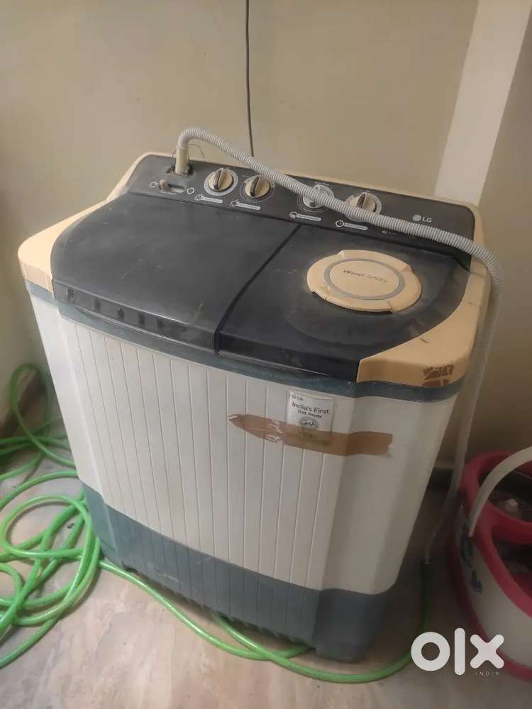 Semiautomatic LG7.5 kg washing machine