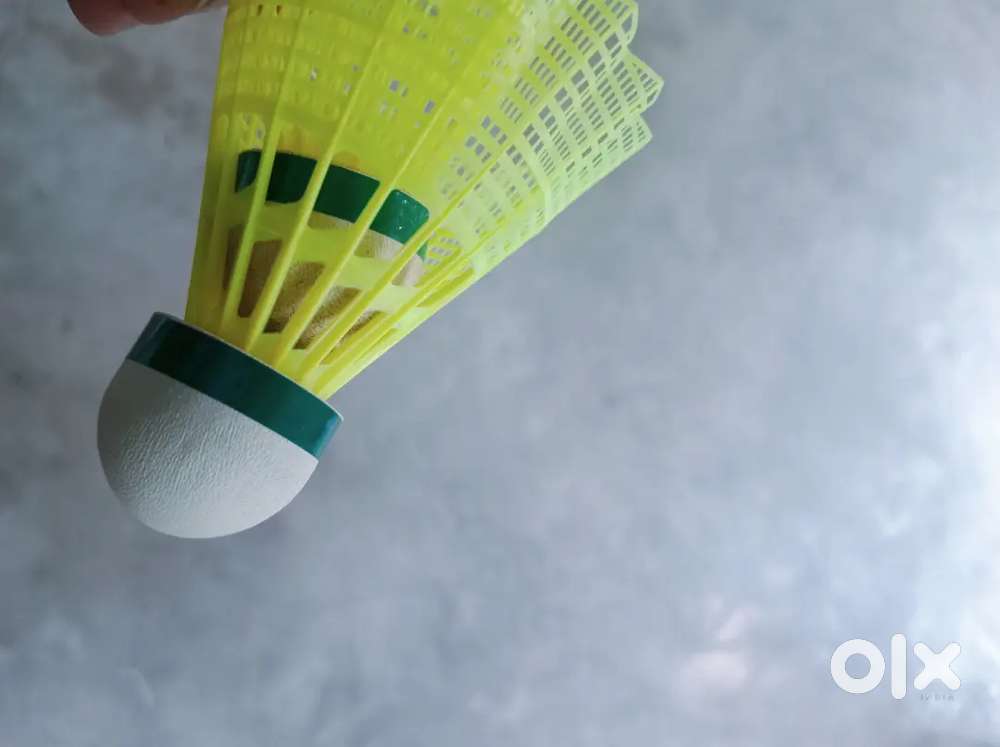 badminton shuttlecock