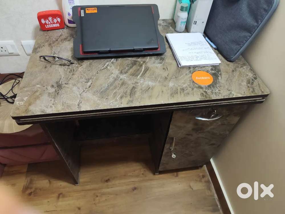 Study/Office table