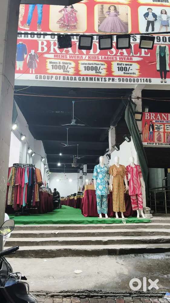 Cellar+G+2 Commercial property,280 Sq yds,@ New Malakpet