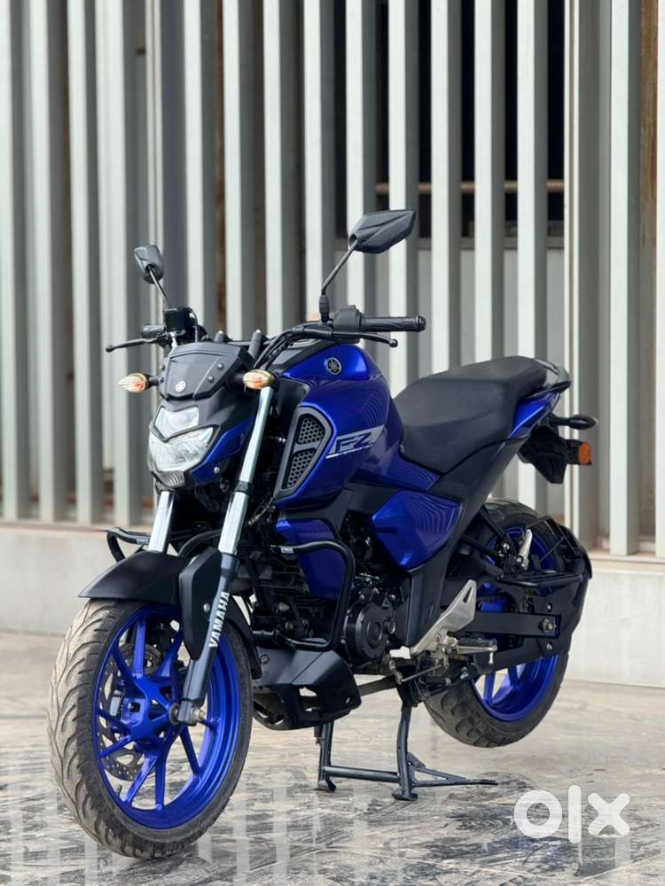 YAMAHA FZ V3 NEXT TO NEW CONDITION.
