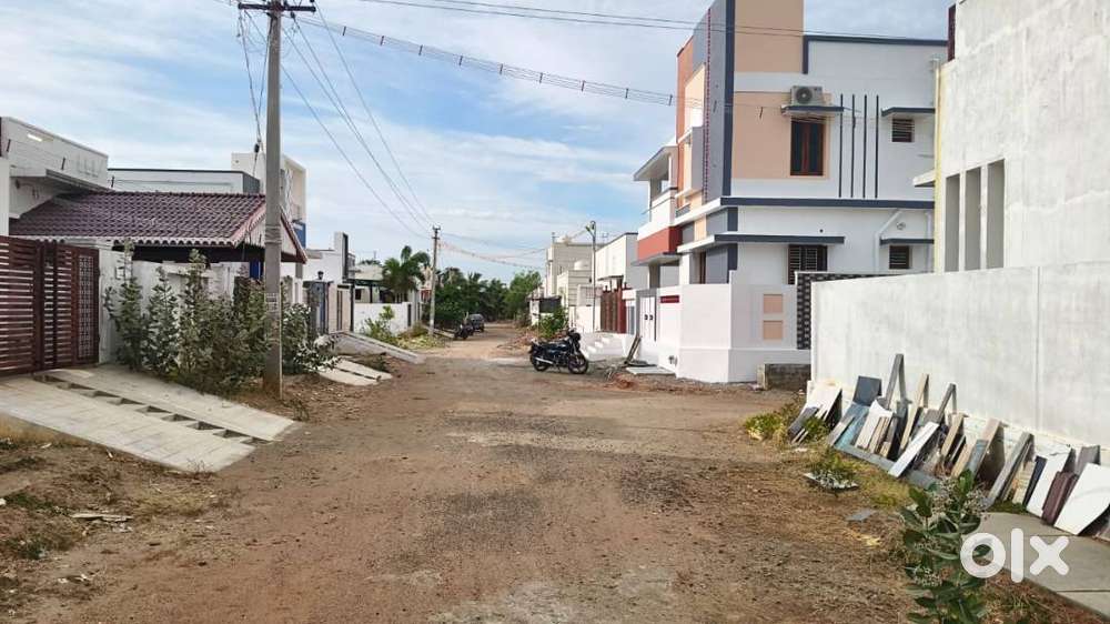 East facing, 90 lakh price.