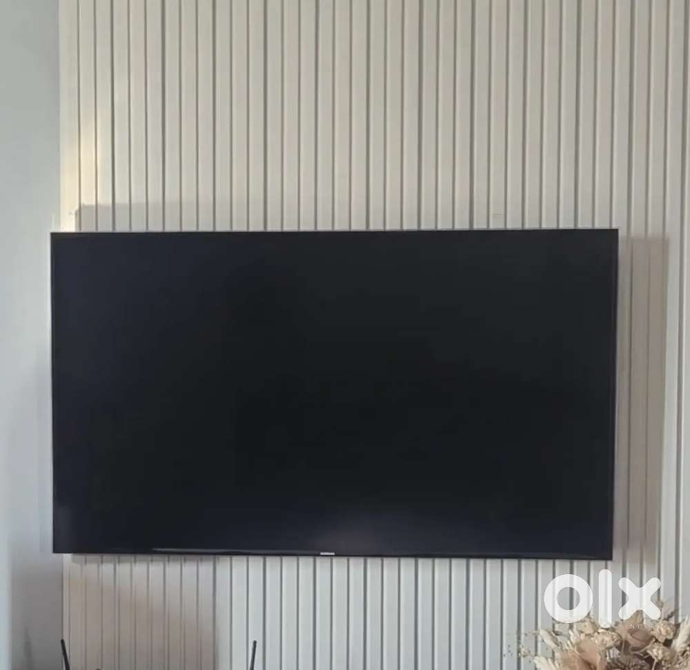 Samsung 55-Inch LED 3D TV – perfect shape  3D Glasses & Smart Remote