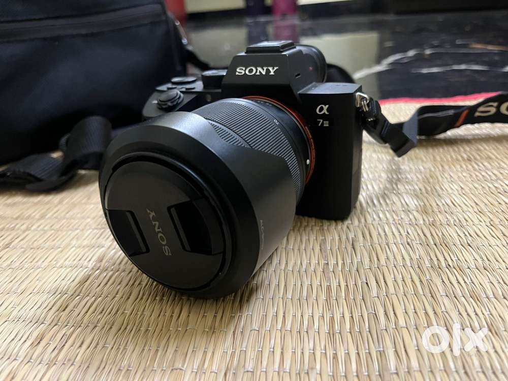 Sony a73 with kit 28 - 70mm