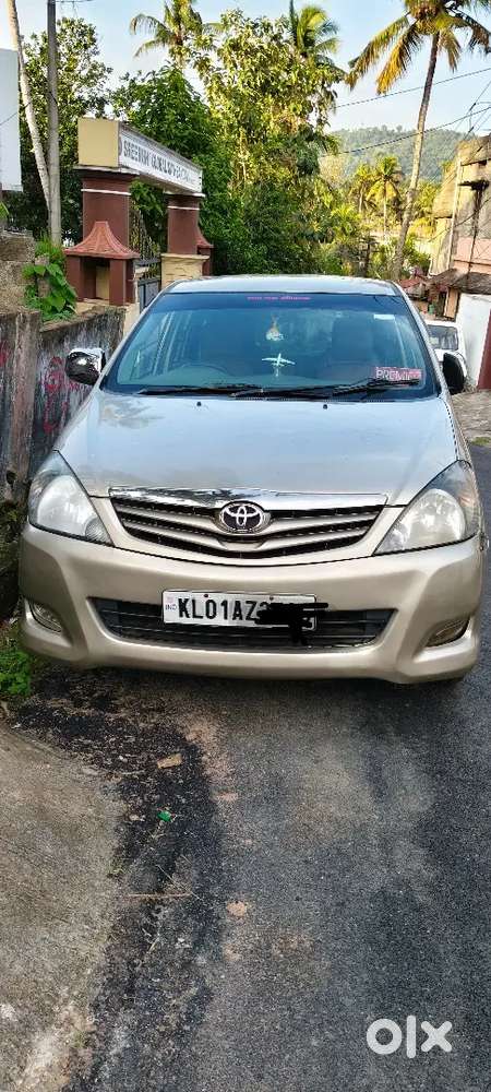 Toyota Innova 2010 Diesel 345000 Km Driven