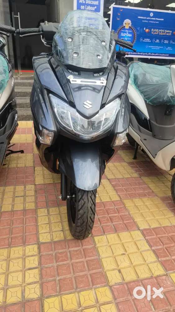 New suzuki Burgman low down payment 12,000/* free helmet