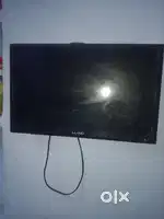 Lloyd smart tv