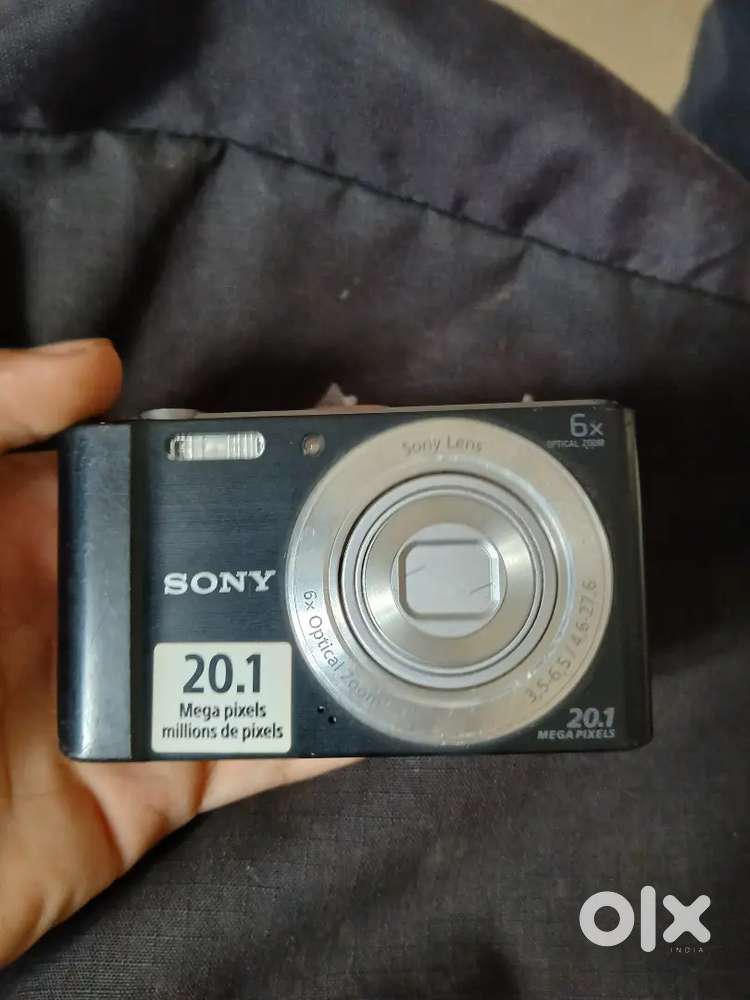 Sony cybershot camera