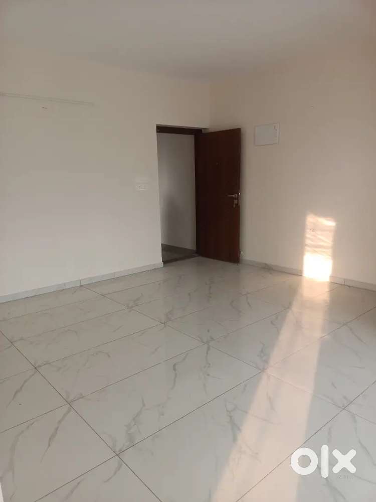 Sale 1480 sqft 3 bhk new flat Shakti nagar