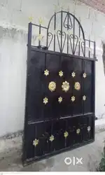 Front Gate ₹8000