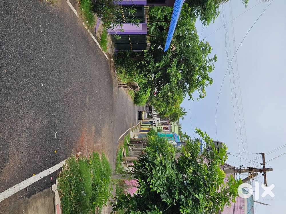 Executive apartment semi furnished, white washed ready to occupy.