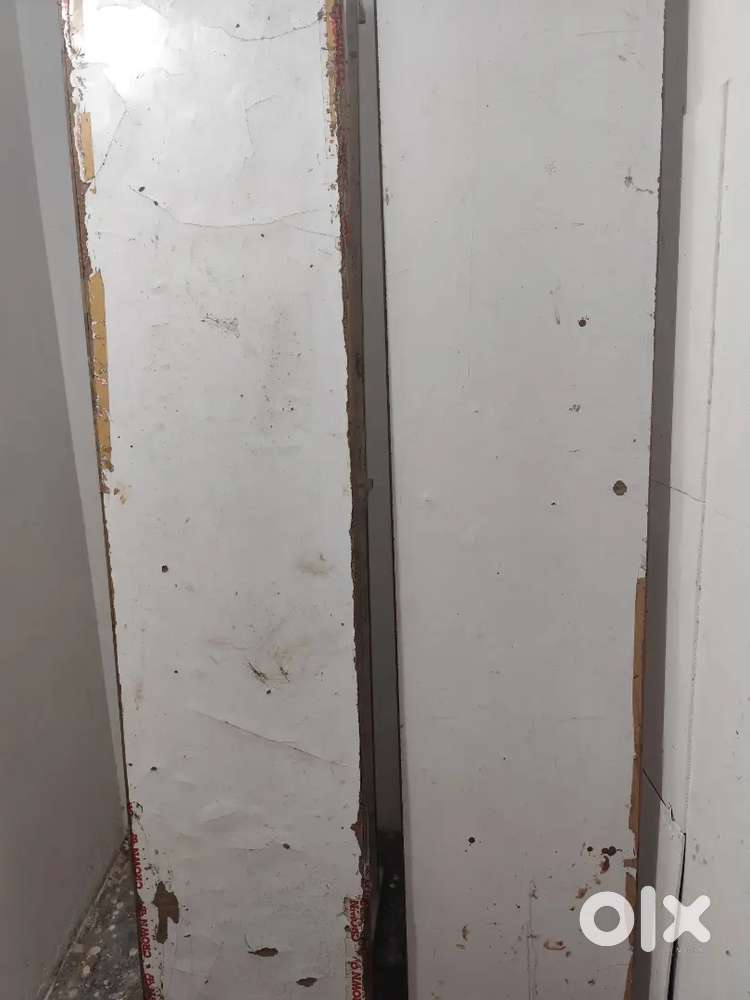 Long  metal and wood table