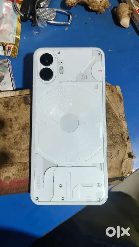 Nothing phone 2 1year old