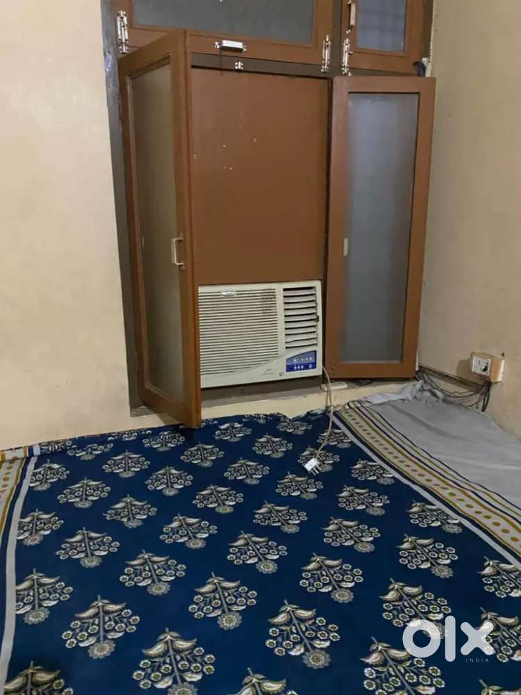 Room rent only for girls