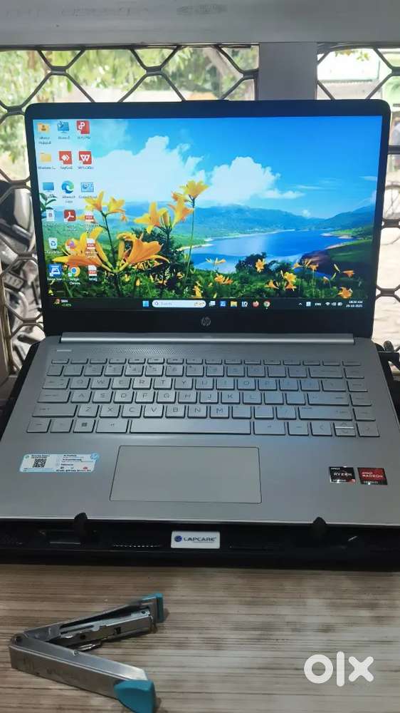 HP RYZEN 3 5300U 8GB/RAM 512