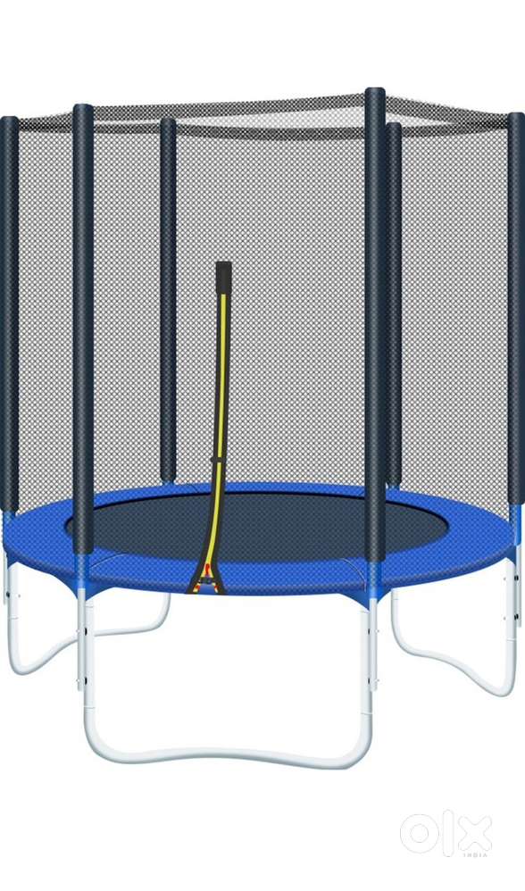 6ft Jumping Trampoline with safety enclosure for kids indoor/outdoor