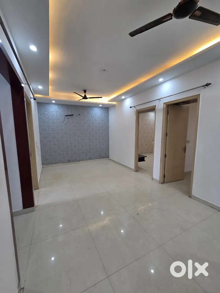 3bhk both side open specious flat for sale in gated society