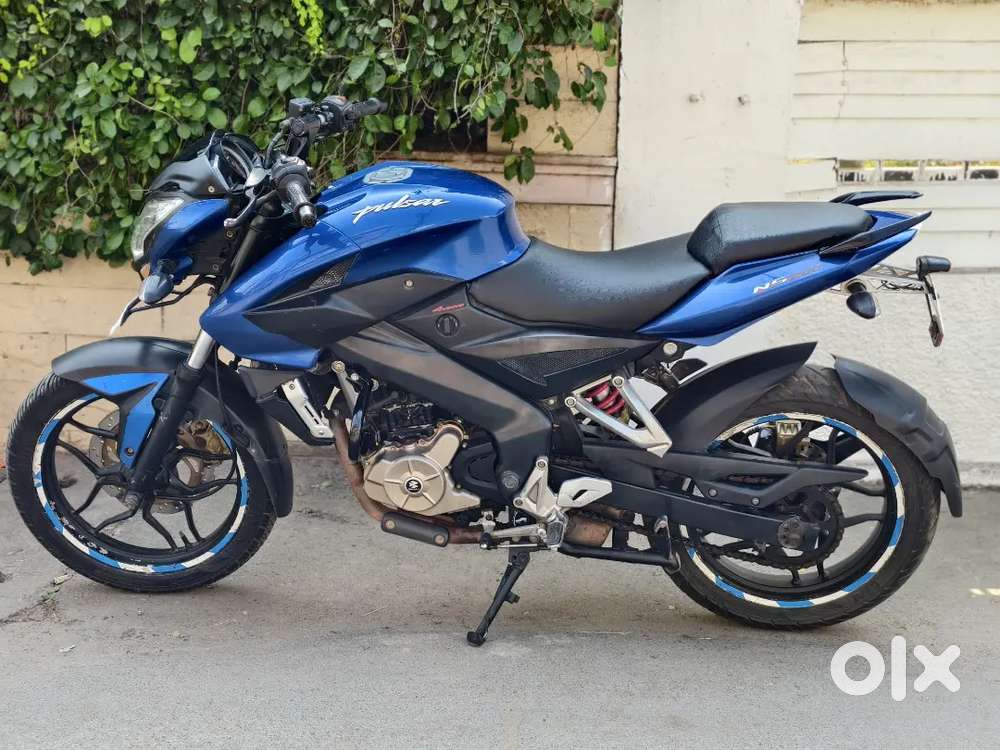 2014-MODEL 
BAJAJ PULSAR NS 200
SHOWROOM CONDITION 
31000 KM RU