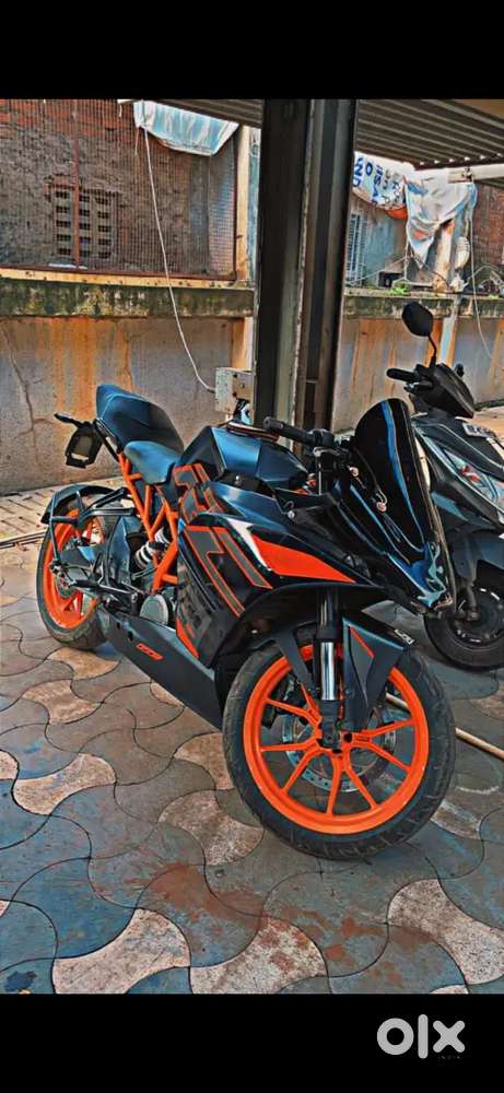 Want to sell rc 390 in immaculate condition