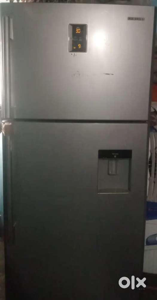 double door refrigerator