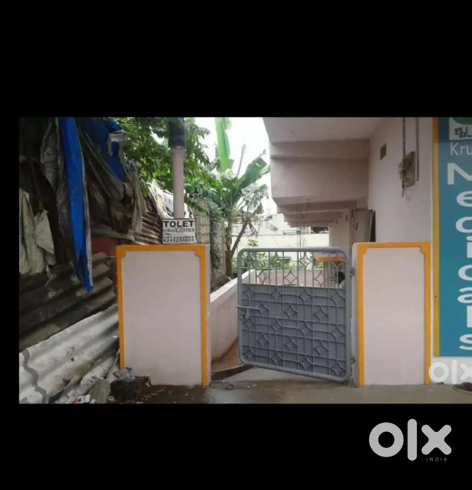 Independent 2BHK house, Near BRTS busstop Naidu thota