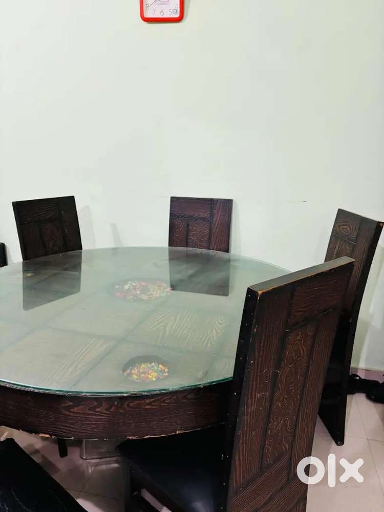 Dinning table