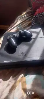 Ps 4 super condition 500gb at low price18999rs only  free joy stick