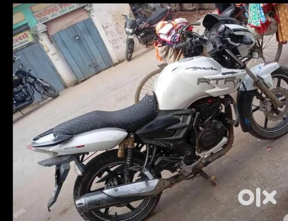 Apache 180 white black