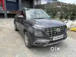 Hyundai Venue 2021 Petrol Well Maintained
