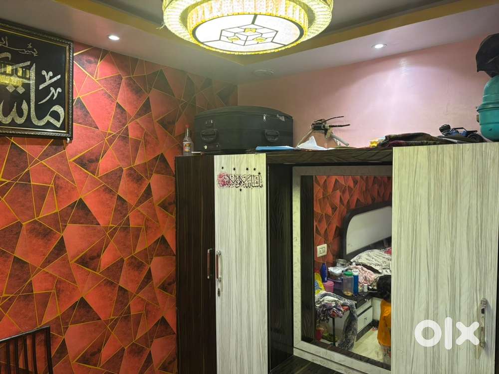 Beautiful place to stay 24hrs water ,lift,cctv camera,