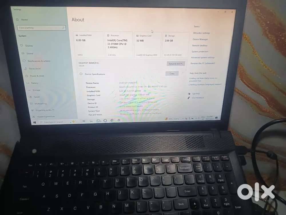 Lenovo laptop with charger mouse and laptop stand