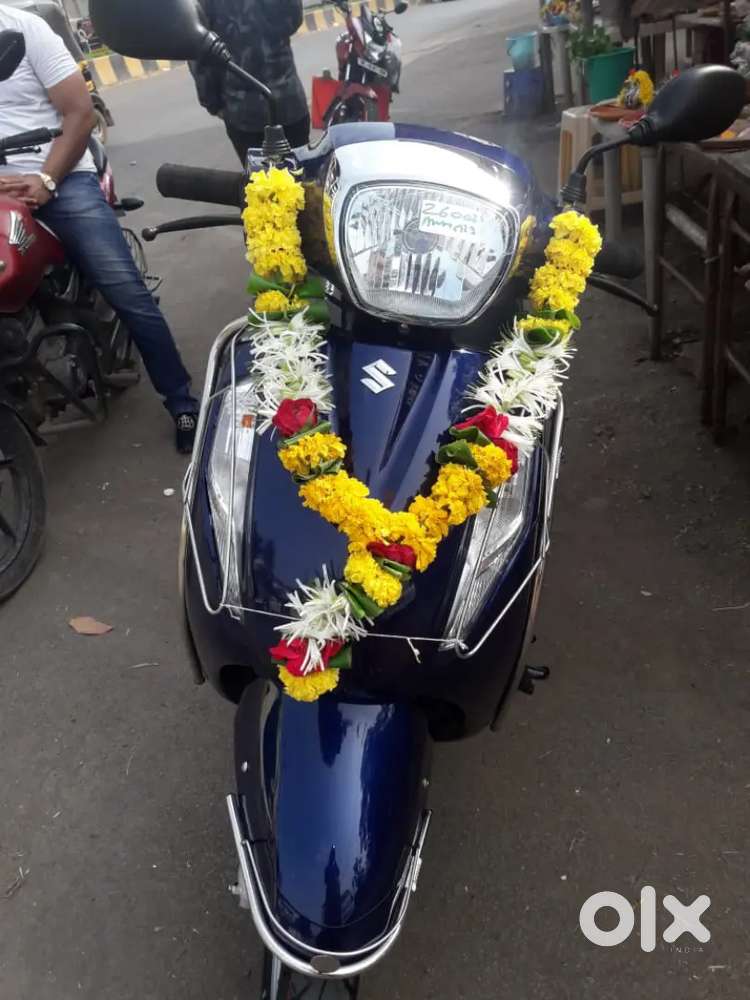 Access 125 blue colour