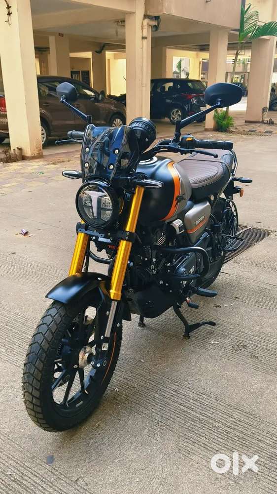 TVS Ronin - Mid Model - Charcoal Amber