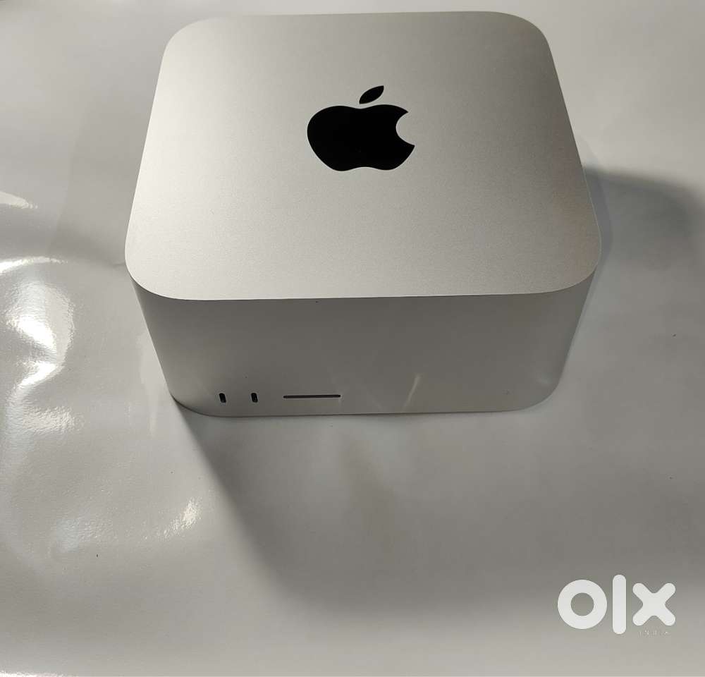 M4 MAX MAC STUDIO ( EXCELLENT CONDITION )