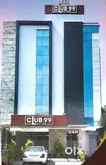Experienced Cooks for a Star Bar Hotel