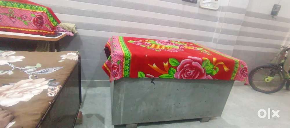 Trunk for sale good condition