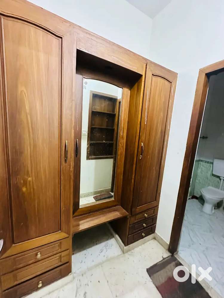 HOUSE SALE IN VANCHIYOOR