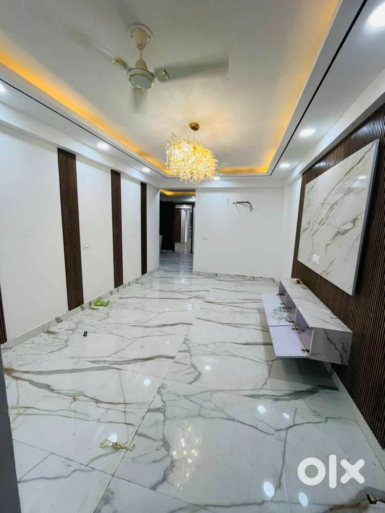 Flat for rent 3BHK semi furnished