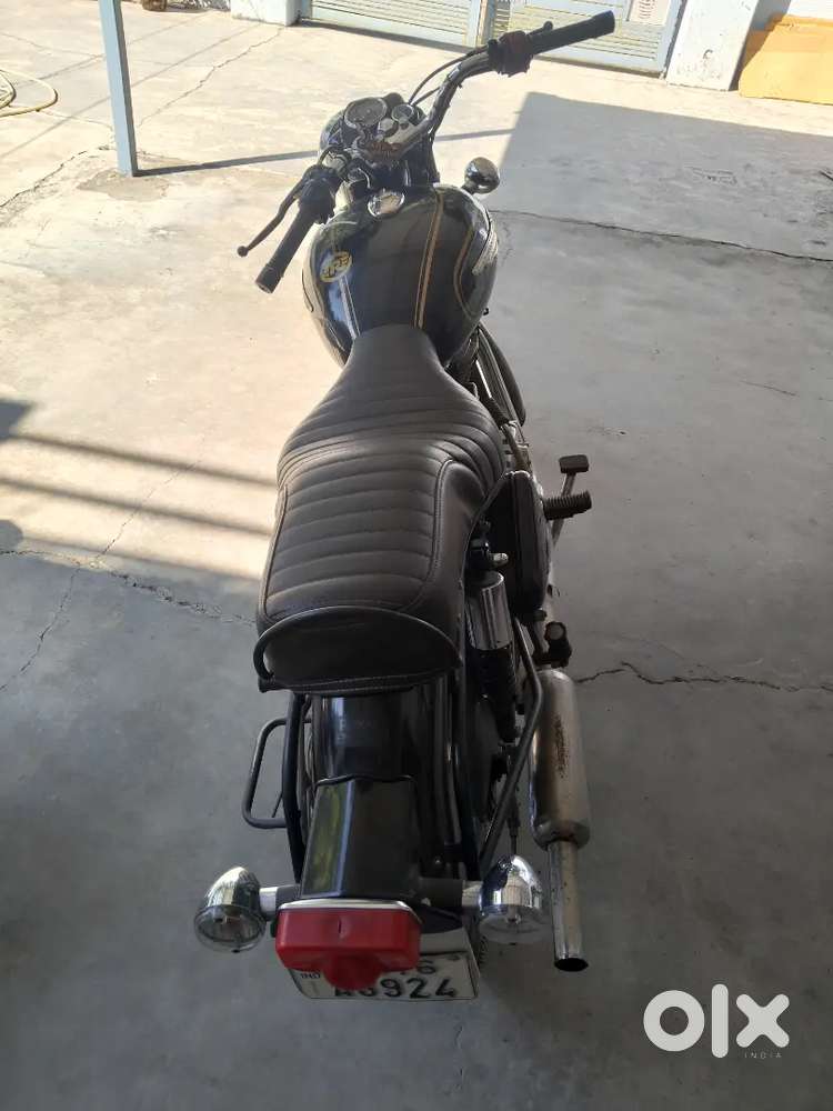 Royal enfield standard 350 cc