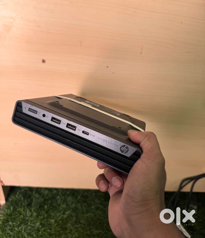 Hp EliteMini i7-10th processor 32GB Ram 512GB Nvme SSD windows 11 Pro