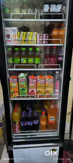 Display refrigerator