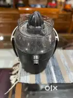 Philips Juicer HR1870