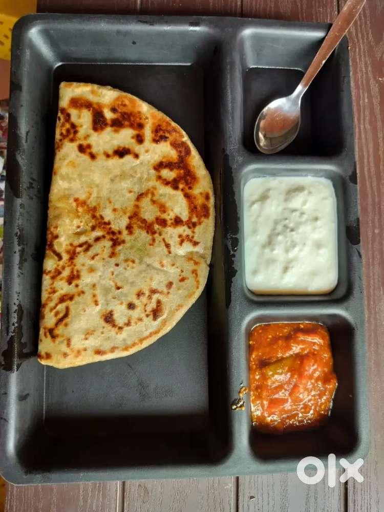 Cook cum serving in a small cloud kitchen