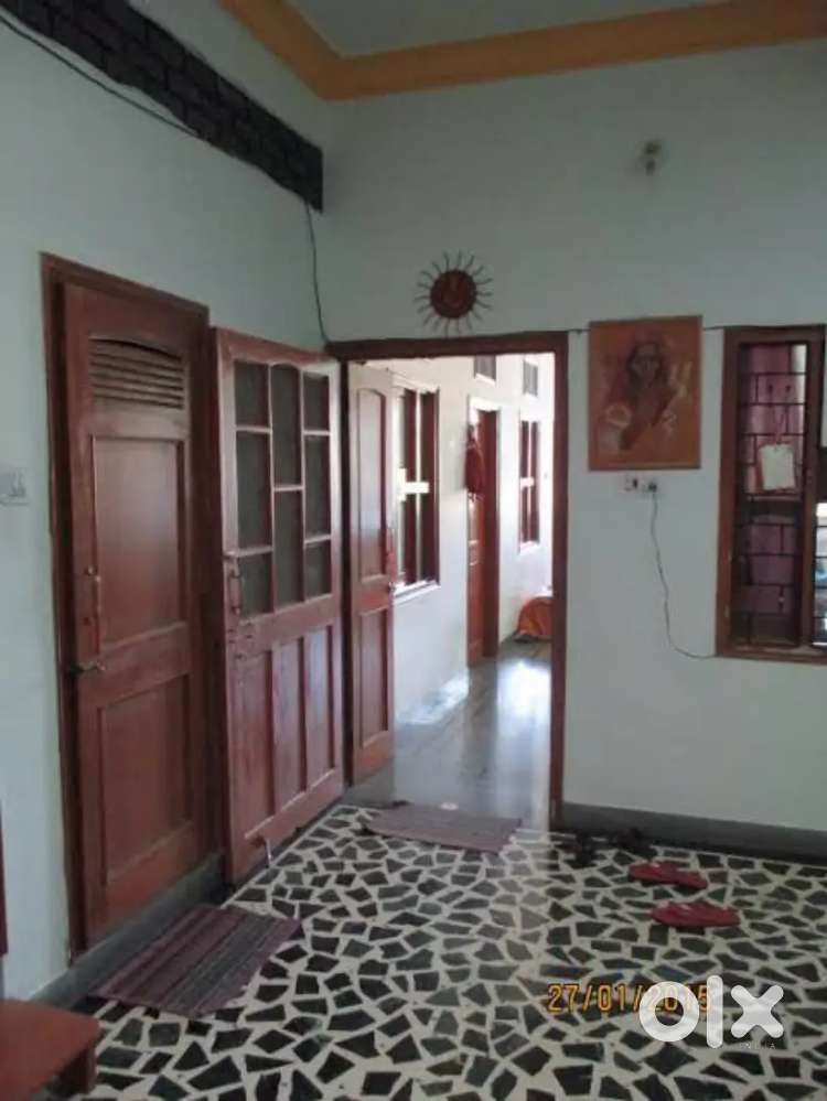 Need female partner who can live with male urgent need