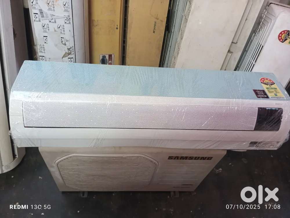 Samsung ac 1.5ton good conditions just 1year old 15000price fixed