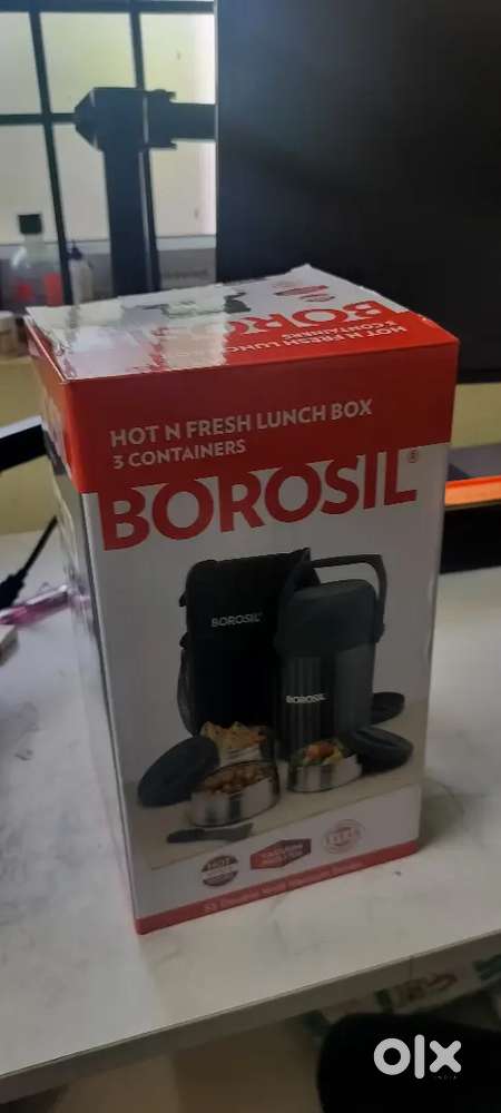 Tiffin box - 3 containers Borosil - hot & fresh - brand new not used