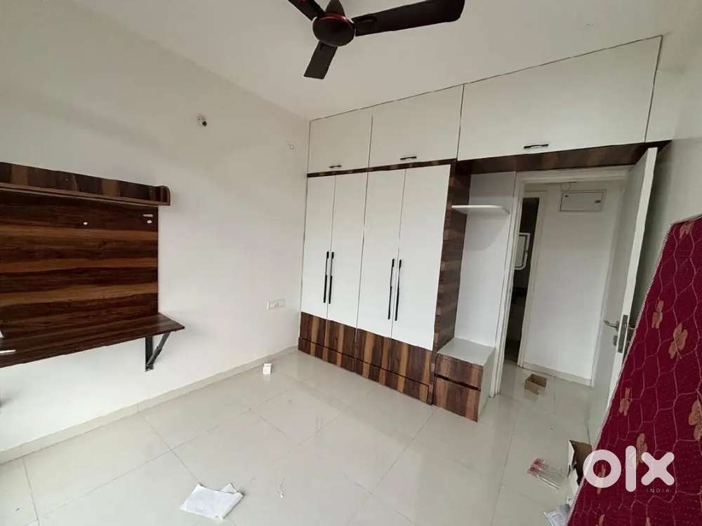#LAVISH 2 BHK FLAT AT OXY GALAXY, UBALE NAGAR AT 36 LAKHS.1160SQFT
