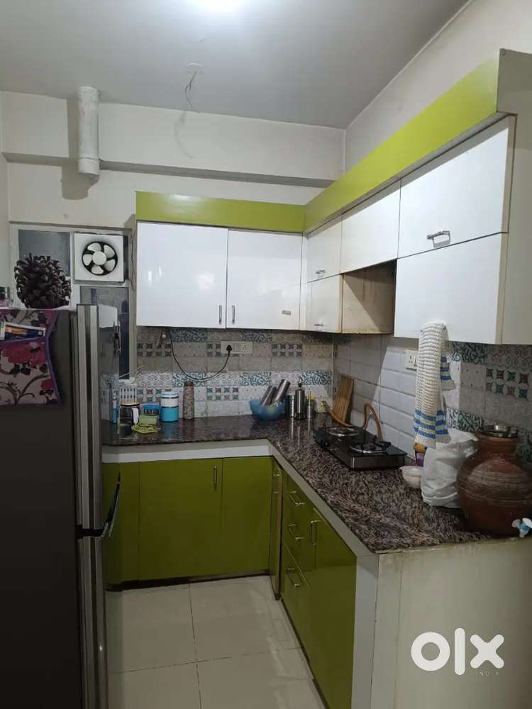 2bhk semi furnished flat for rent in Noida Extension