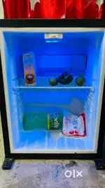 Fridge (Mini Bar)